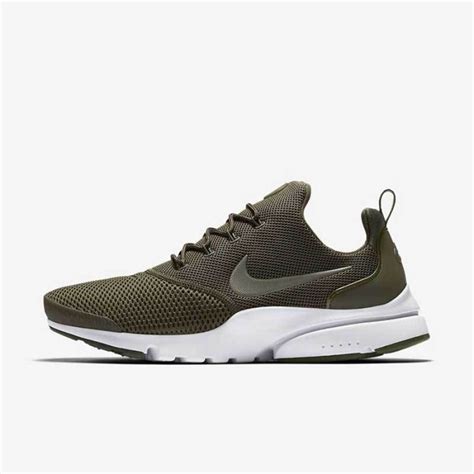 Olive Nike Herrenschuhe online shoppen 